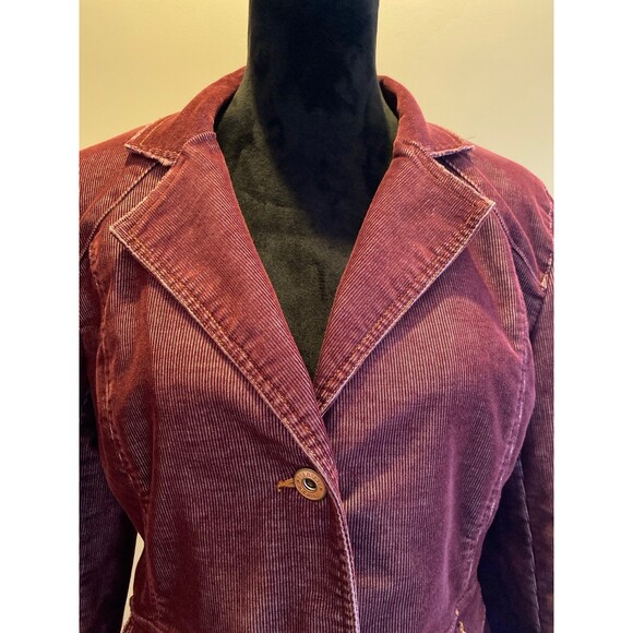 JeanStar Corduroy Jacket Sz Medium Burgundy Fitted Detailed Distressed  Stylish - Picture 3 of 12